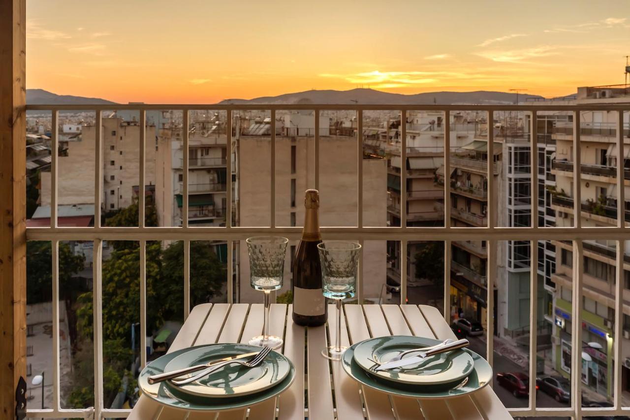 Blue And White Apartment Vipgreece เอเธนส์ ภายนอก รูปภาพ